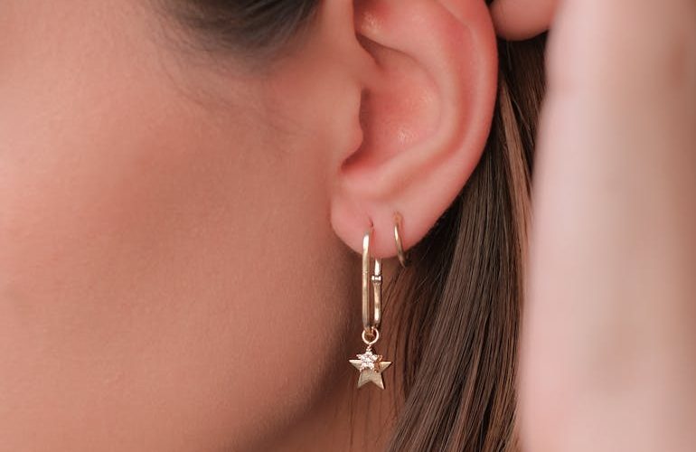 rajeunir les lobes de l'oreille