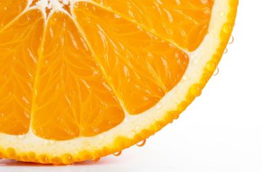 Pourquoi la vitamine C est indispensable au printemps pour booster l'éclat de votre peau ?