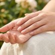 Comment avoir de belles mains pour l'été et effacer les signes du temps ?