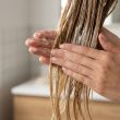 La routine cheveux complète pour réparer les dégâts causés par l'été