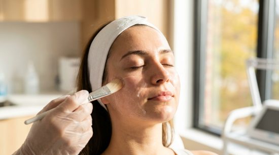 Pourquoi septembre est le meilleur mois pour faire un peeling et renouveler sa peau ?