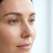 Le lifting temporal : comment rafraîchir le regard subtilement sans chirurgie lourde